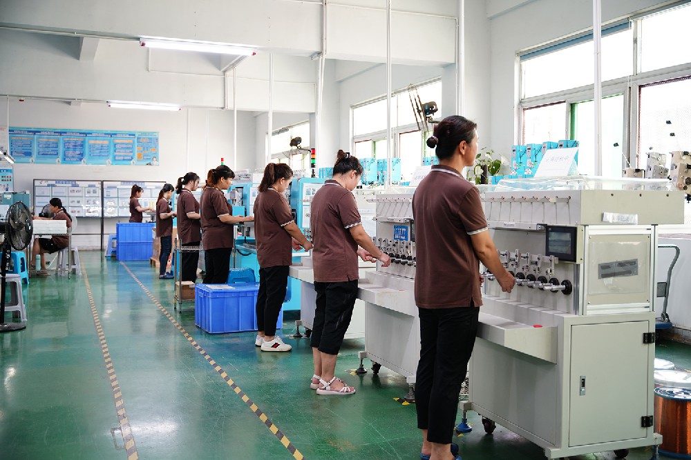 廠(chǎng)區(qū)車(chē)間